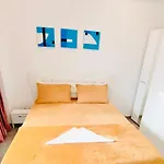 Хостел Cazan House *