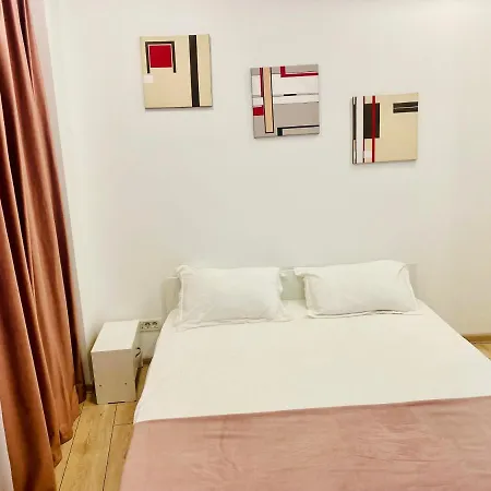 Hostal Cazan House Bucarest