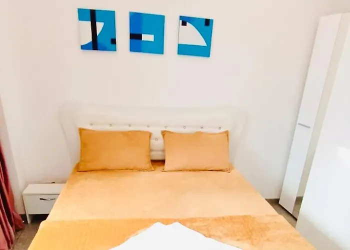 Hostel Cazan House *