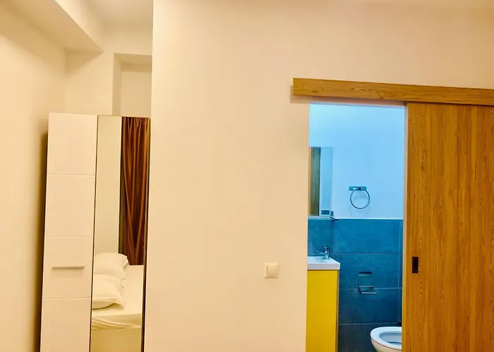 Cazan House بيت شباب بوخارست
