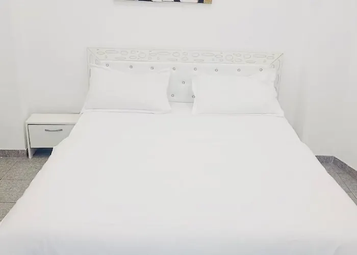 Cazan House Hostel